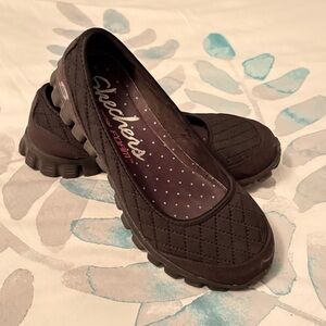 Skechers Women's Quilted Dark Black Flats